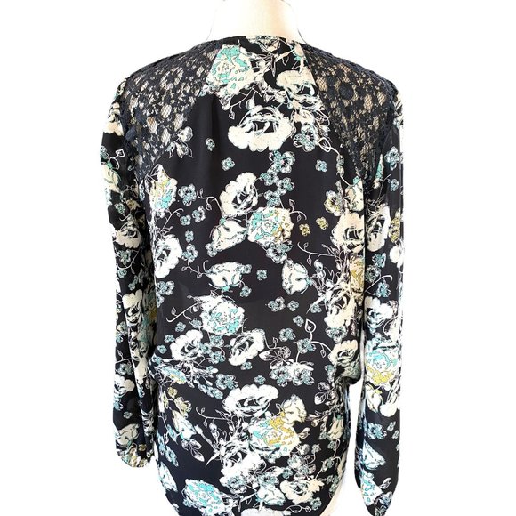 Love on a hanger Floral Blouse Womens M - Picture 2 of 6